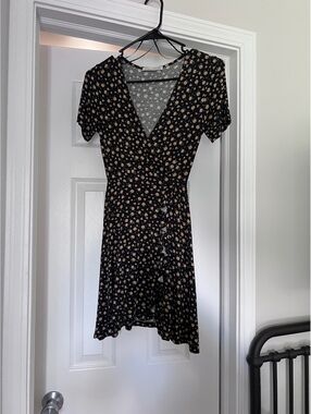 Pull&Bear Women's Black Floral Wrap Dress Size XS